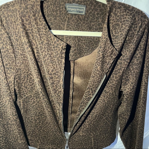 Vintage Intriguing Threads Leopard Jacket - Picture 6 of 7